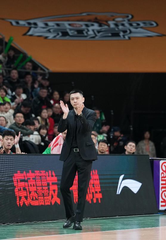 世界杯官方软件下载-不到24小时!杨鸣辞职后下家确定,2天后亮相,做自己喜欢的事