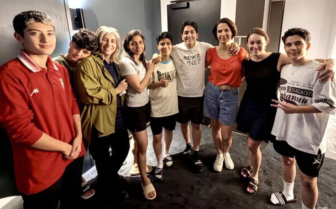 世界杯客户端更新说明-生死时速72小时，营救伊朗女球员