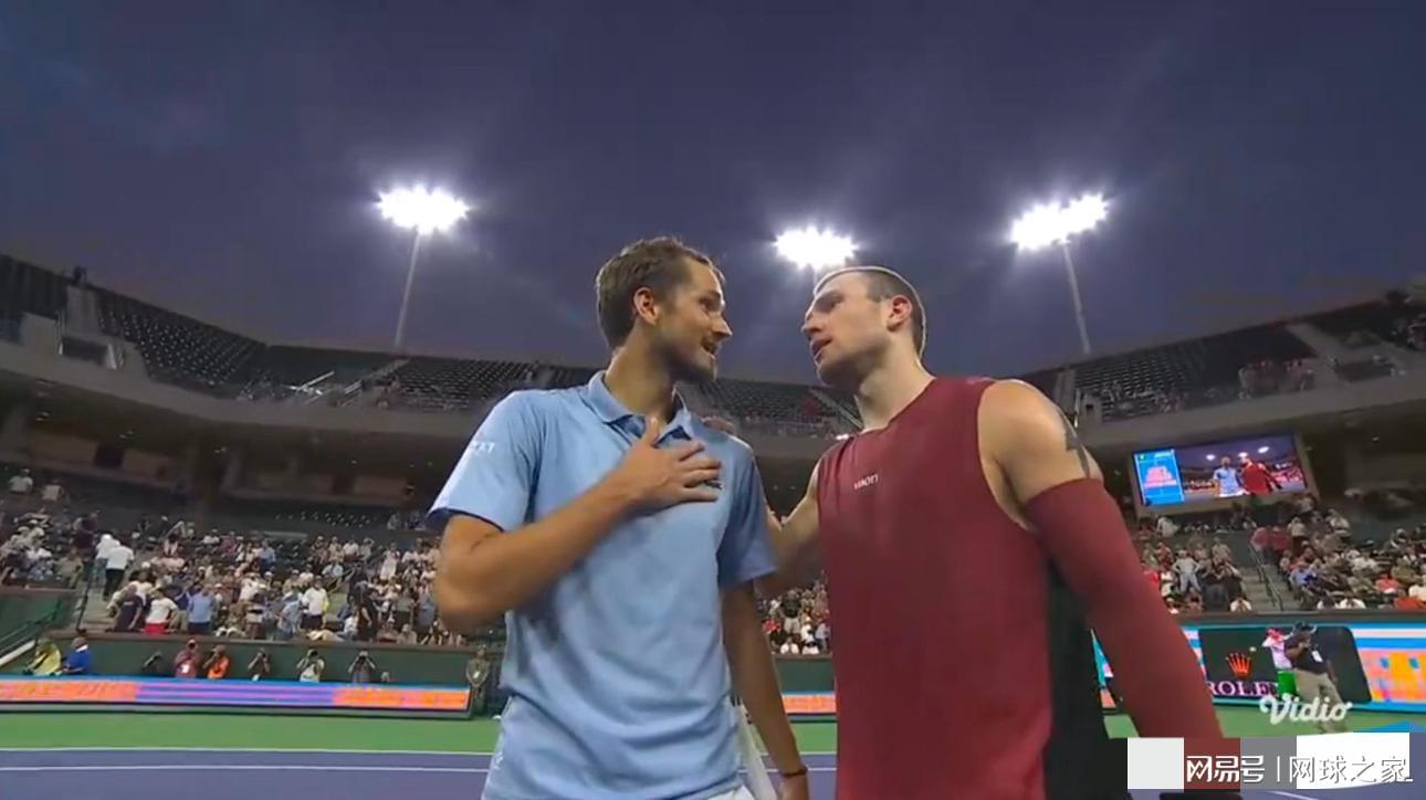 世界杯手机直播平台-梅总赢球被调侃靠好友德约间接助力，赛后解释投诉德雷珀原因扎心